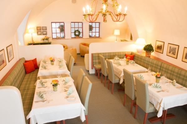 Hotel Zum Schwan Gasthof (Traismauer)